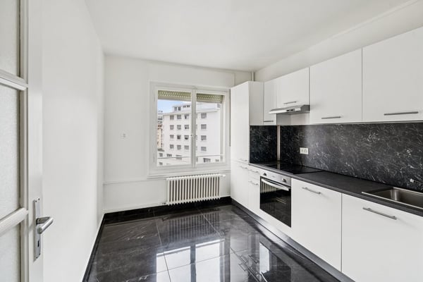 Bel appartement 2p. proche de toutes les commodités 2