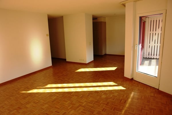 Ruhige 2.5 Zimmer-Wohnung in Stallikon 3