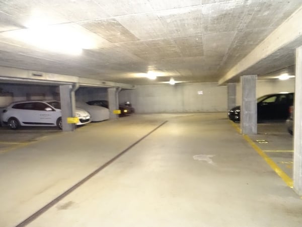 Freier Einstellplatz in Wangen ZH 2