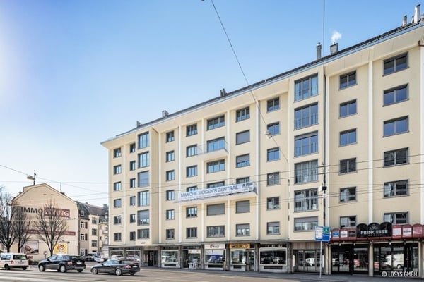 Sanierte 4.5-Zimmerwohnung an bester Lage in Luzern zu vermieten 1