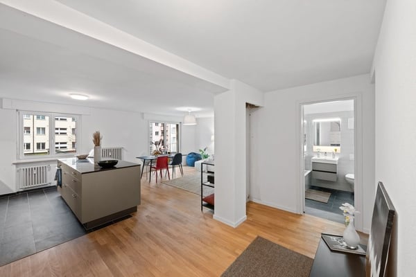 Sanierte 4.5-Zimmerwohnung an bester Lage in Luzern zu vermieten 2