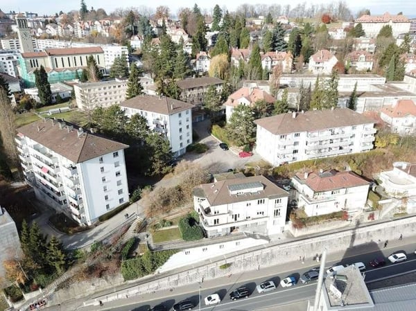 Place de parc extérieure à Jolimont ! 1