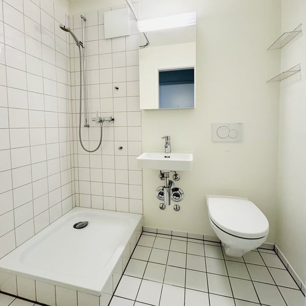 Single-Wohnung im schönen Ostring 5