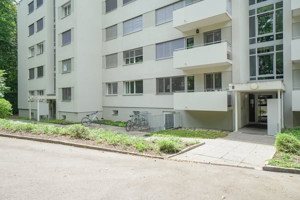 Single-Wohnung im schönen Ostring 1