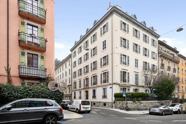 Bel appartement haussmannien le quartier de la Servette