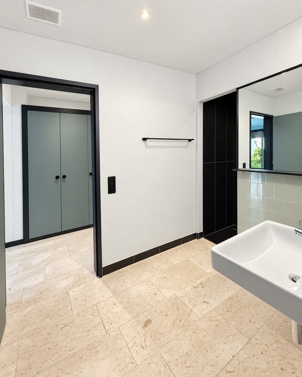 Stilvolle 3.5-Zimmer-Wohnung mit Terrasse und hochwertigem Ausbau! 5