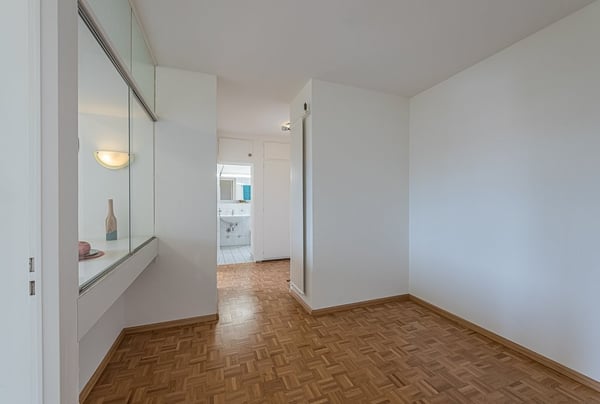 1 Zimmer-Wohnung in der Nähe des Kantonsspital / Uni 4