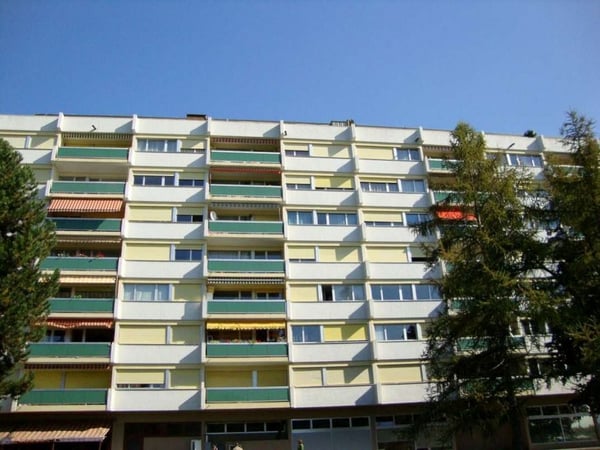 Place de parc à louer - Thônex 2