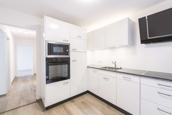Attraktive 3 Zimmerwohnung im 4. OG an ruhiger Lage in Luze 2