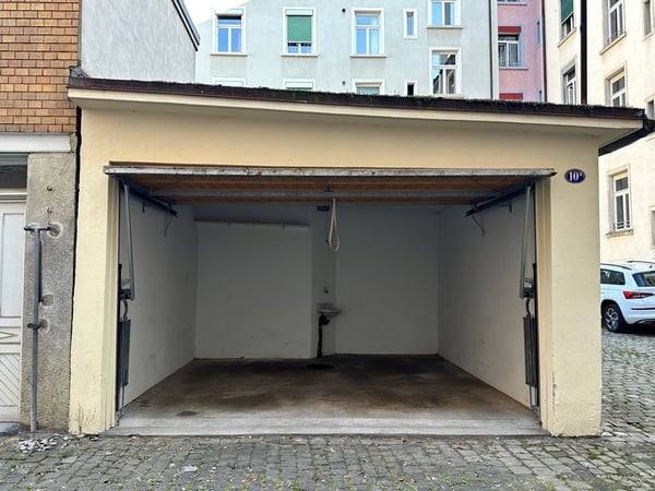 Doppelgarage oder Lagerraum nähe Stadtzentrum! 3
