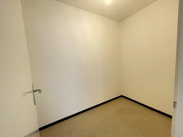 2.5-Zimmer-Wohnung in Adliswil - BEFRISTET BIS 30.09.2027 6