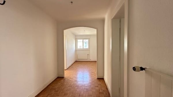 Grand 1 pièces quartier Cour 5