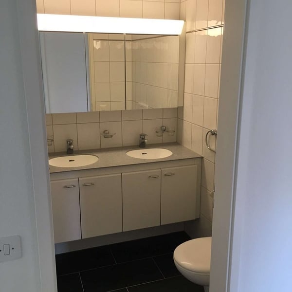 Ruhig und sonnig gelegene 4,5-Zimmerwohnung 8