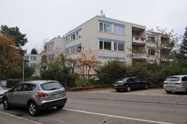 Ruhig und sonnig gelegene 4,5-Zimmerwohnung 1