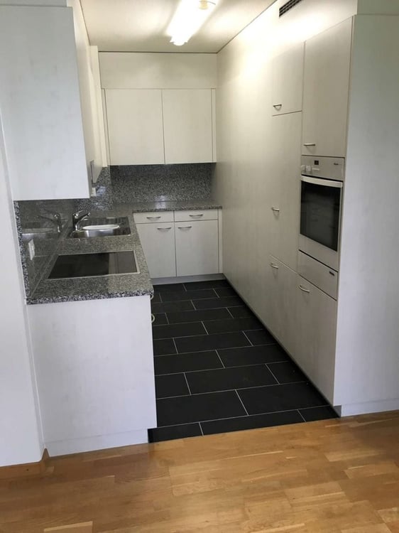 Ruhig und sonnig gelegene 4,5-Zimmerwohnung 2