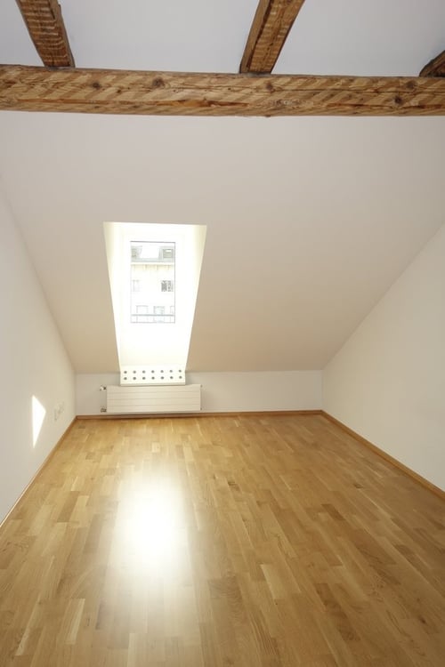 Dachwohnung mit Charme im Zentrum 4