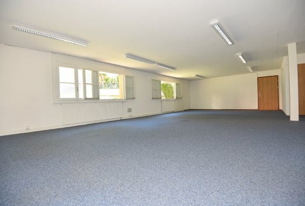 Votre matériel mérite de l'espace ! Dépôt de 86 m2 6