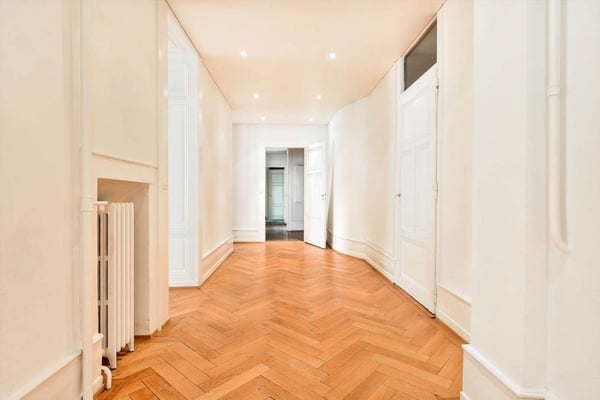Appartement d'exception dans le quartier de l'Eglise Russe 5