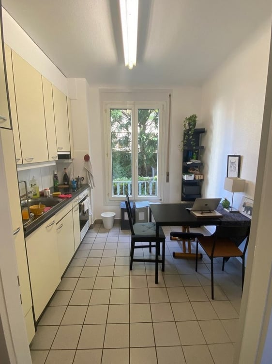 Charmant logement sous-gare avec jardin ! 5