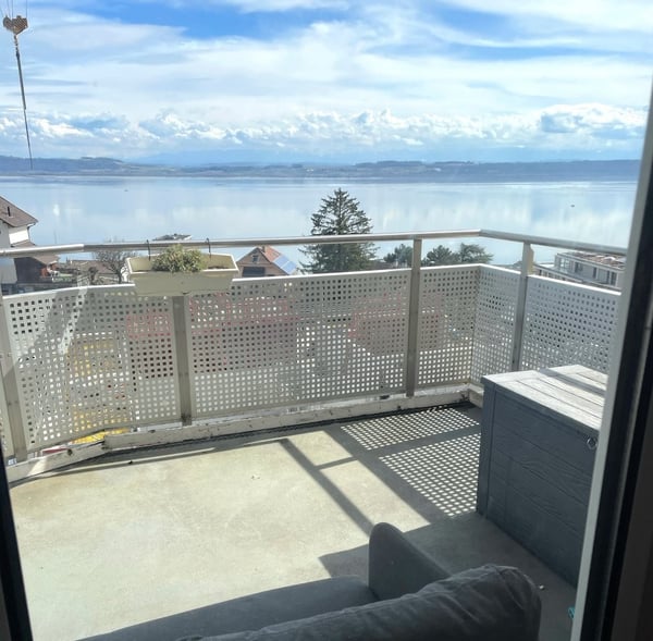 Bel appartement avec vue sur le lac de Neuchâtel 1