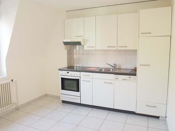 Charmante 2.5-Zimmerwohnung an zentraler Lage! 3