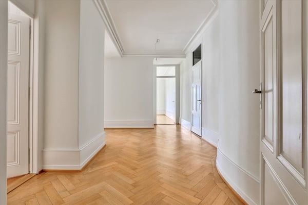 Magnifique appartement rénové dans le quartier de l'Eglise Russe 5