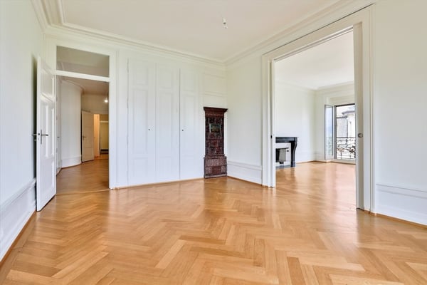 Magnifique appartement rénové dans le quartier de l'Eglise Russe 4