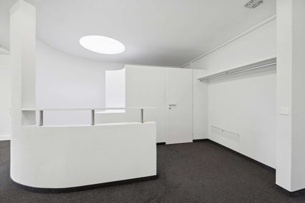 Gewerbe- und Wohnliegenschaft an zentraler Lager in Thayngen zu verkaufen 9