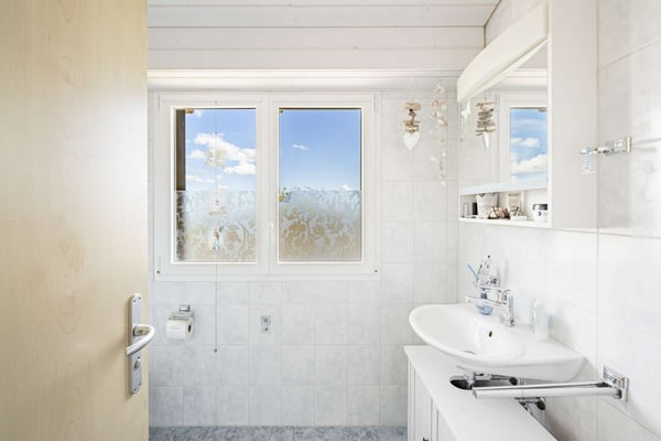 Grosses Doppeleinfamilienhaus mit Garten - perfekt gelegen im Herzen von Büttenhardt 9