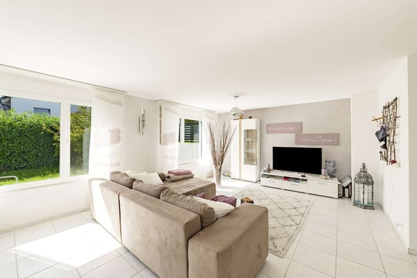 Grosses Doppeleinfamilienhaus mit Garten - perfekt gelegen im Herzen von Büttenhardt 3