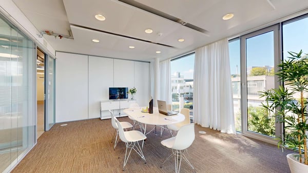 Exzellente Büroflächen direkt am Rheinufer 3