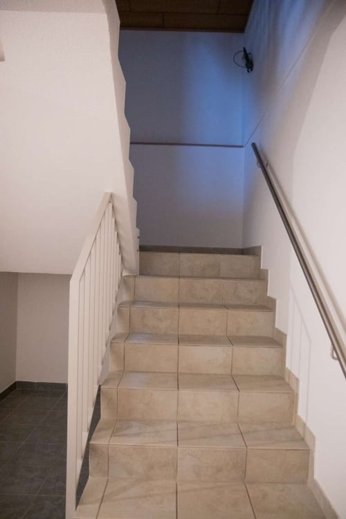 Grosszügiges 2.5-Zimmer-Einfamilienhaus mit Einliegerwohnung im Erdgeschoss 7