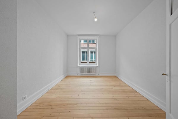 Charmante 1.5-ZWG, frisch saniert & bezugsbereit 10