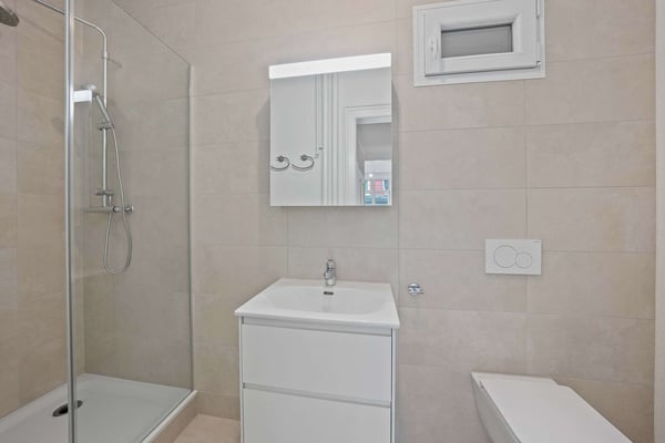 Charmante 1.5-ZWG frisch saniert & bezugsbereit 3