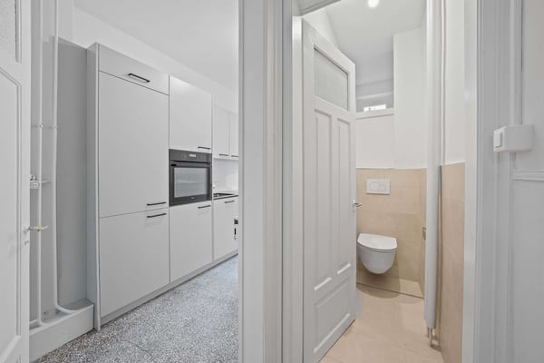 Charmante 1.5-ZWG frisch saniert & bezugsbereit 12