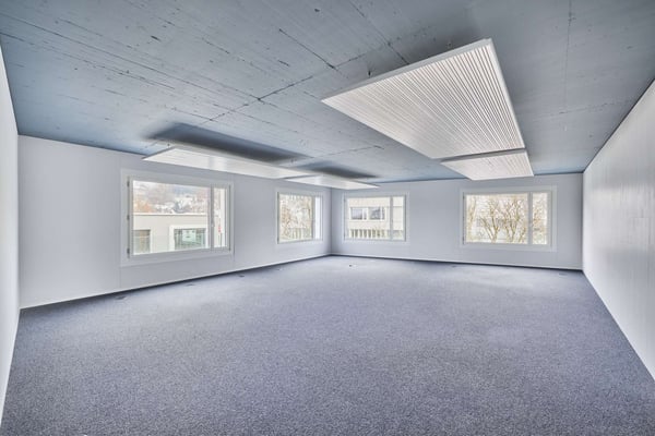 Geräumige Bürofläche mit Entfaltungspotential am Schaffhauser Bahnhof 5