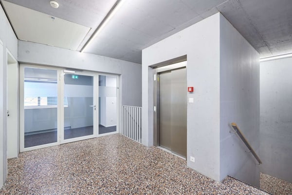 Geräumige Bürofläche mit Entfaltungspotential am Schaffhauser Bahnhof 11