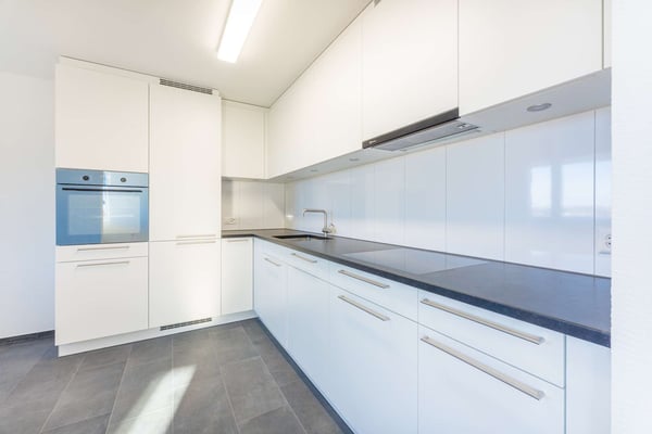 Traumhafte Attikawohnung mit Seepanorama! 2