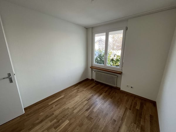 1.5-Zi-EFH mit Einliegerwohnung und ca. 800 m² Umschwung 10