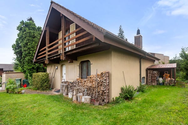 Einfamilienhaus mit Entwicklungspotenzial 8