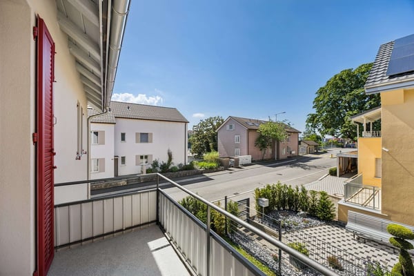 Frisch sanierte 4-Zimmer-Wohnung mit grosszügiger Dachterrasse 5
