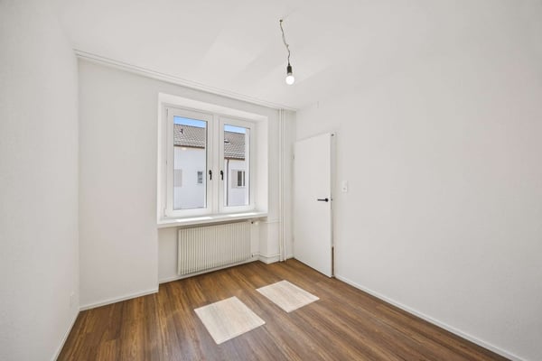 Frisch sanierte 4-Zimmer-Wohnung mit grosszügiger Dachterrasse 8