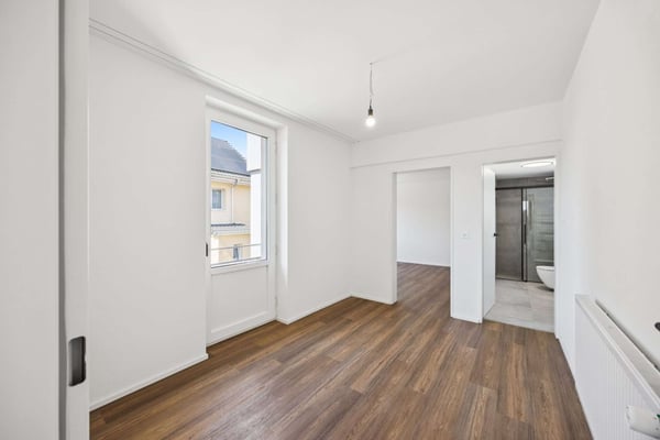 Frisch sanierte 4-Zimmer-Wohnung mit grosszügiger Dachterrasse 4