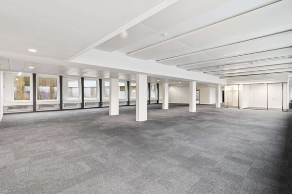 Top ausgebaute Büroflächen an zentraler Lage 4