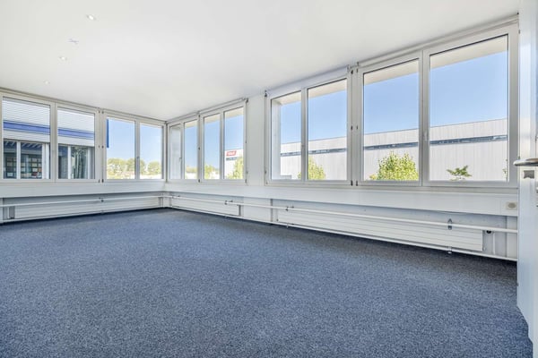 Raum für Ideen: 6 m² Bürofläche im Herzen von Winkeln, St. Gallen 2