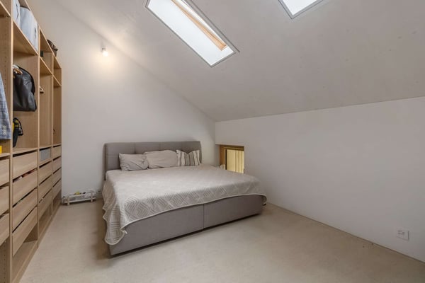 Modernes, lichtdurchflutetes 4.5-Zimmer-Einfamilienhaus 11