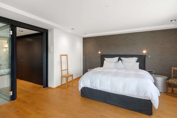 Exklusive 5.5-Zimmer-Maisonette mit privatem Wellnessbereich 5