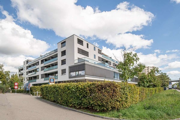 Attraktive Gewerbe-/Retailfläche mit Lager und Laderampe an zentraler Lage 2