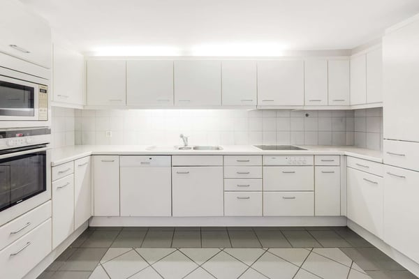 Wohnen mit Geschichte - 4.5-Zimmer-Wohnung in Trüllikon 2