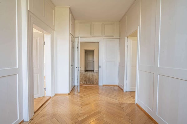 Historische 1.5-Zimmer-Wohnung in Trüllikon 9